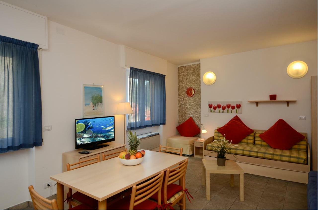 Residence Il Gabbiano Varigotti Buitenkant foto