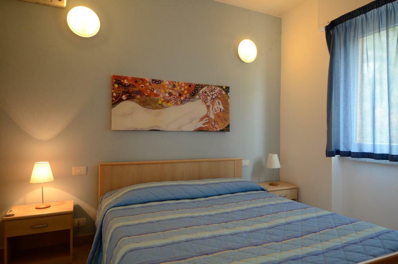 Residence Il Gabbiano Varigotti Buitenkant foto